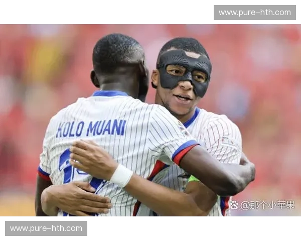 巴黎圣日耳曼首发:星光与战术的完美交响 巴黎圣日耳曼首发:星光与战术的完美交响