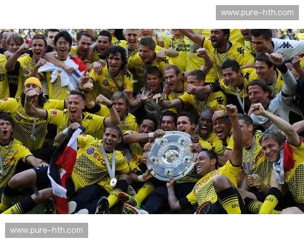 伯纳乌的星光与绿茵的梦想：皇马与科尔内亚的足球诗篇